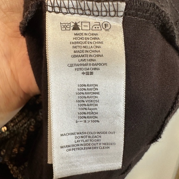 MICHAEL KORS Sequin Top size 1X - Picture 5 of 10